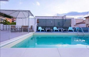 Villa con Piscina Casa Vacanza Blu Corallo
